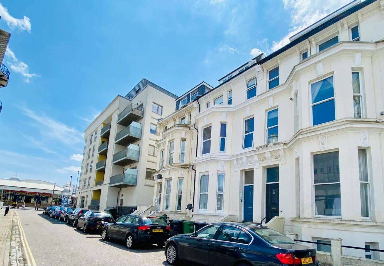 Ann Apartments Opposite The Pier With Sea View 포츠머스 외부 사진